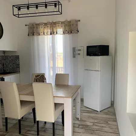 Les Dahlias Appartement 4 Personnes Jacuzzi Barbecue Jardin Arbore Climatise Agde Exterior photo